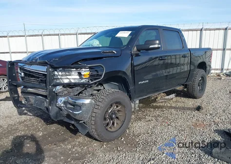 2021 Ram 1500 Big Horn 4X4 5'7 Box из США, поврежденный, VIN 1C6SRFFT6MN633895